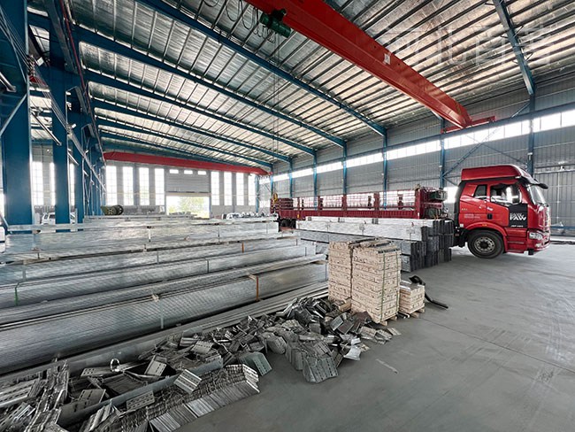 裝車(chē)現(xiàn)場(chǎng)